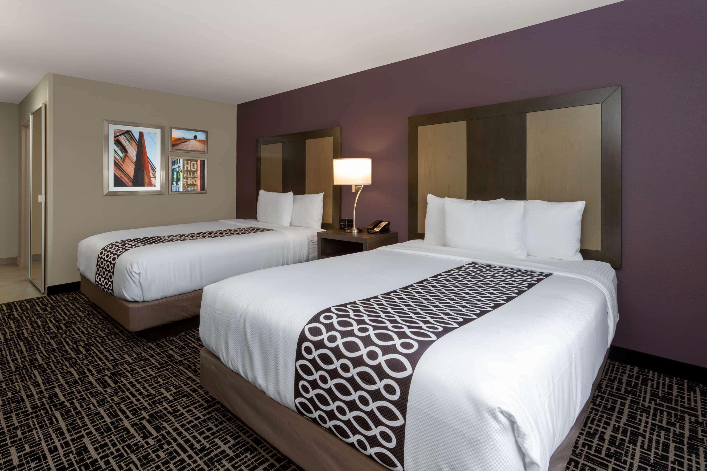Hotel La Quinta By Wyndham Wichita Airport Exterior foto