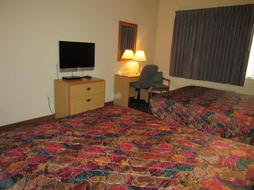 Hotel La Quinta By Wyndham Wichita Airport Exterior foto